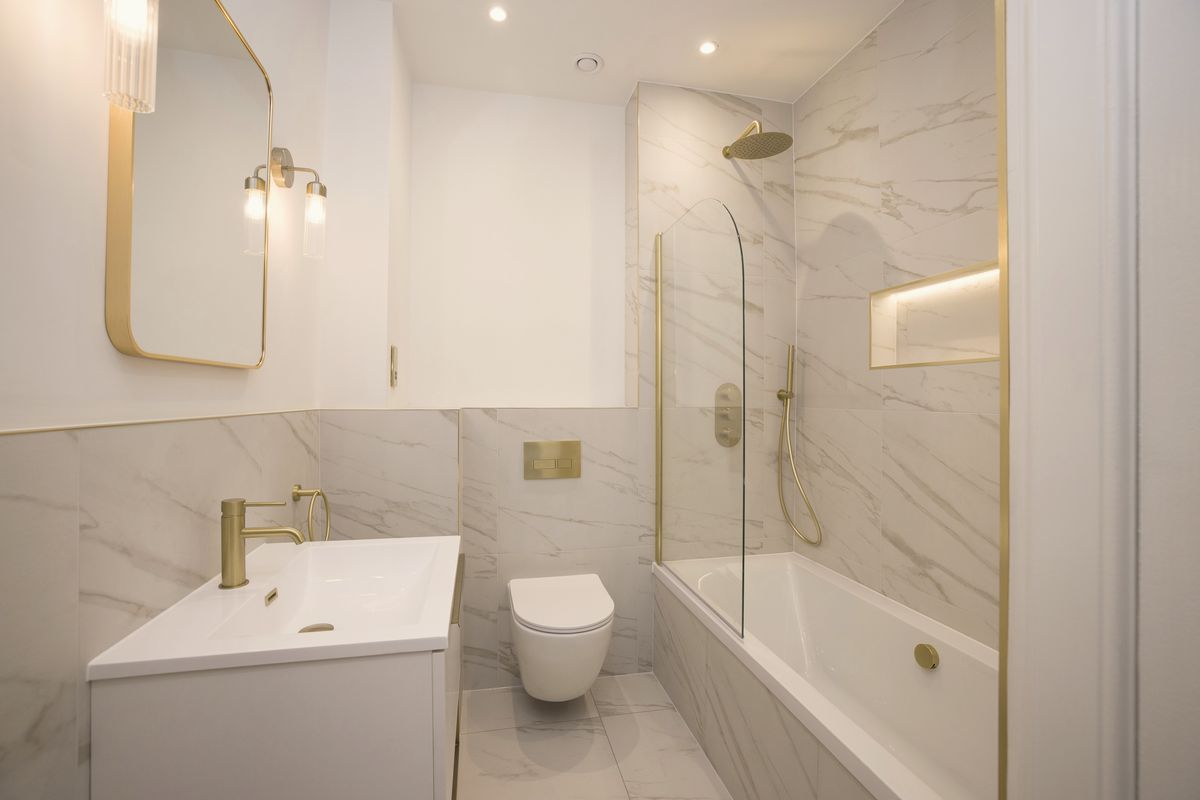 Finished bathroom at Fettes Row